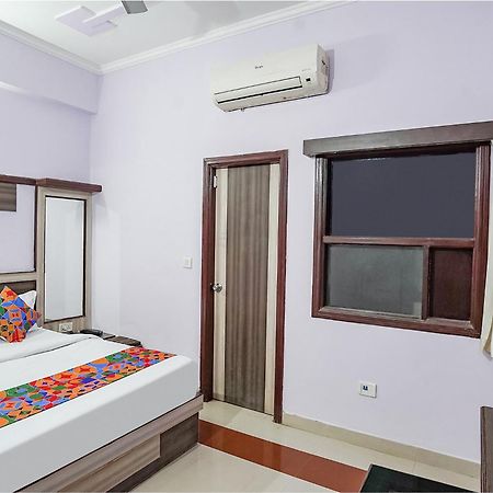 Hotel The Golden Bird Agra  Bagian luar foto