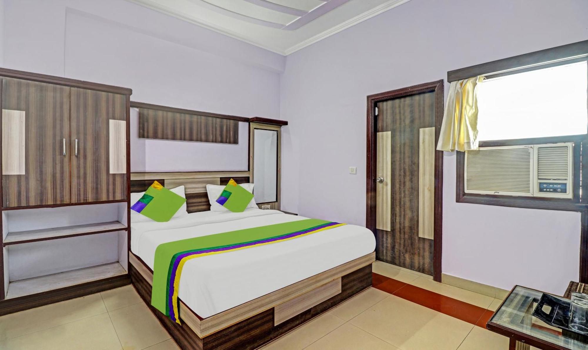 Hotel The Golden Bird Agra  Bagian luar foto