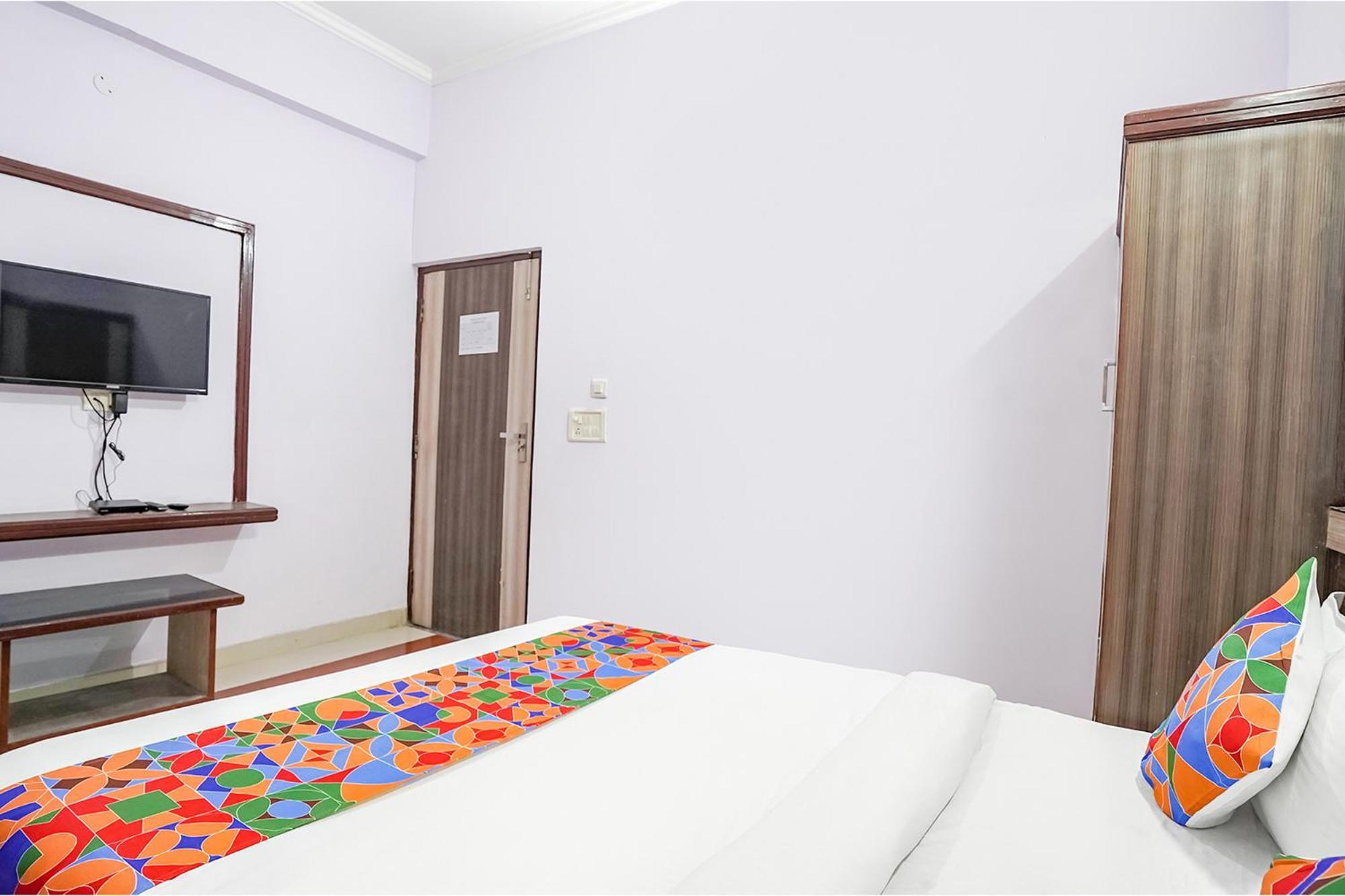 Hotel The Golden Bird Agra  Bagian luar foto